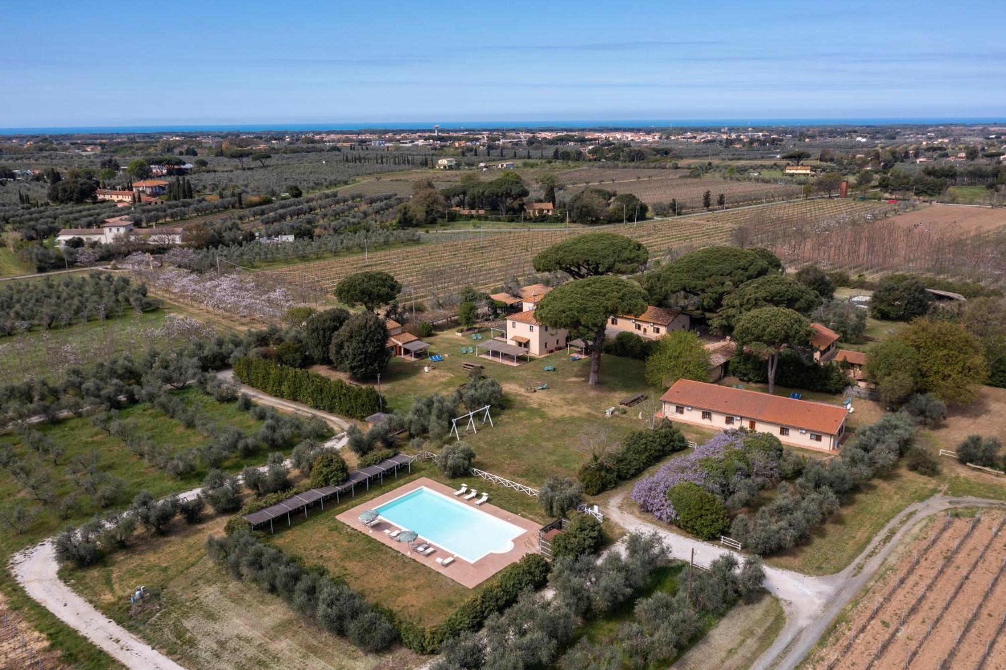 Agriturismo La Valle - By Podere Arundineto Castagneto Carducci Exterior photo